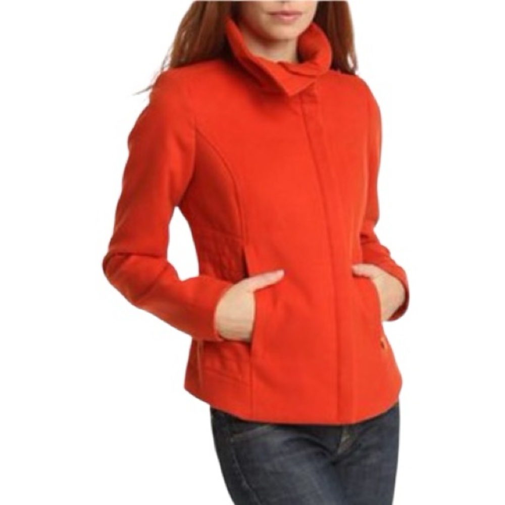 Women's Kensie Orange Jacket with gold zipper
details Size XS